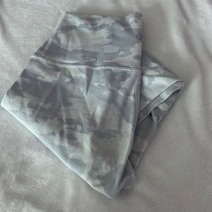 Lululemon Wunder Under Leggings